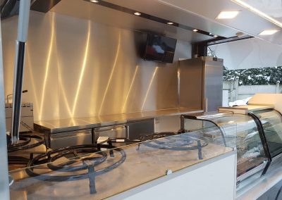 Amenagement-vehicule-pealla-mobile-Qualimag