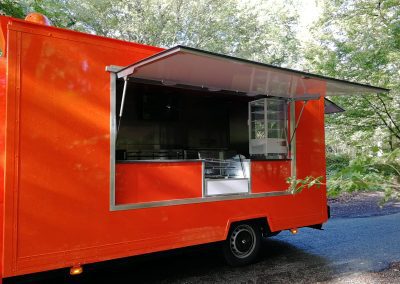 Amenagement-vehicule-churrasqueira-mobile-Qualimag