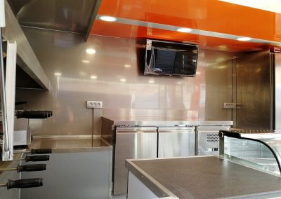 Amenagement-vehicule-churrasqueira-mobile-Qualimag