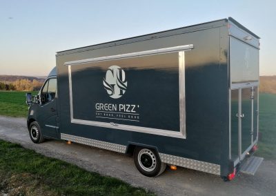 Amenagement-vehicule-pizzas-mobile-Qualimag