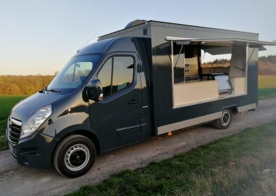 Amenagement-vehicule-pizzas-mobile-Qualimag