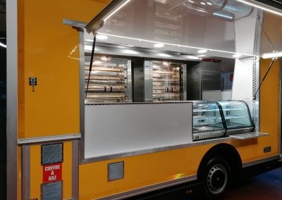 Amenagement-vehicule-rotisserie-mobile-Qualimag