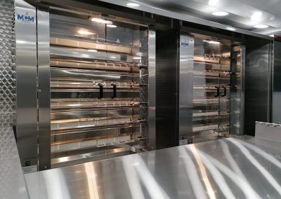 Amenagement-vehicule-rotisserie-mobile-Qualimag