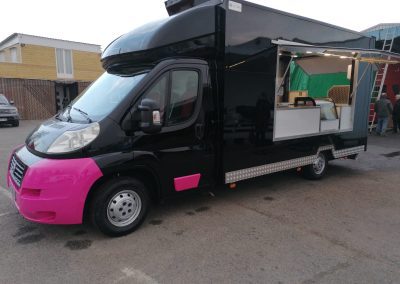 Amenagement-vehicule-churrasqueira-mobile-Qualimag