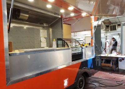 Amenagement-vehicule-rotisserie-mobile-Qualimag
