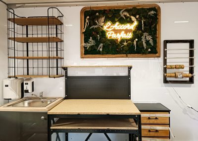 Amenagement-vehicule-fleuriste-mobile-Qualimag