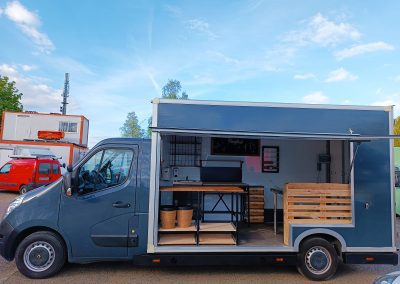 Amenagement-vehicule-fleuriste-mobile-Qualimag