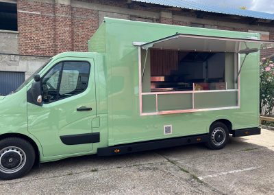 Amenagement-vehicule-burger-mobile-Qualimag