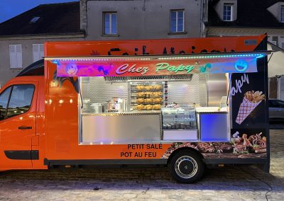Amenagement-vehicule-rotisserie-mobile-Qualimag